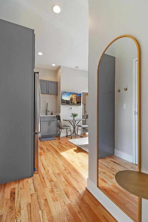 Splendid & Fully Furnished 1br - Broadway 204 Rep * Chicago