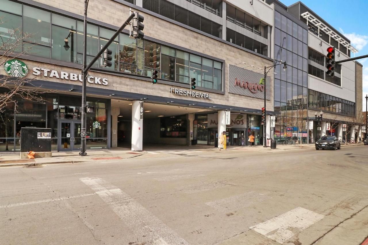 Splendid & Fully Furnished 1br - Broadway 204 Rep * Chicago