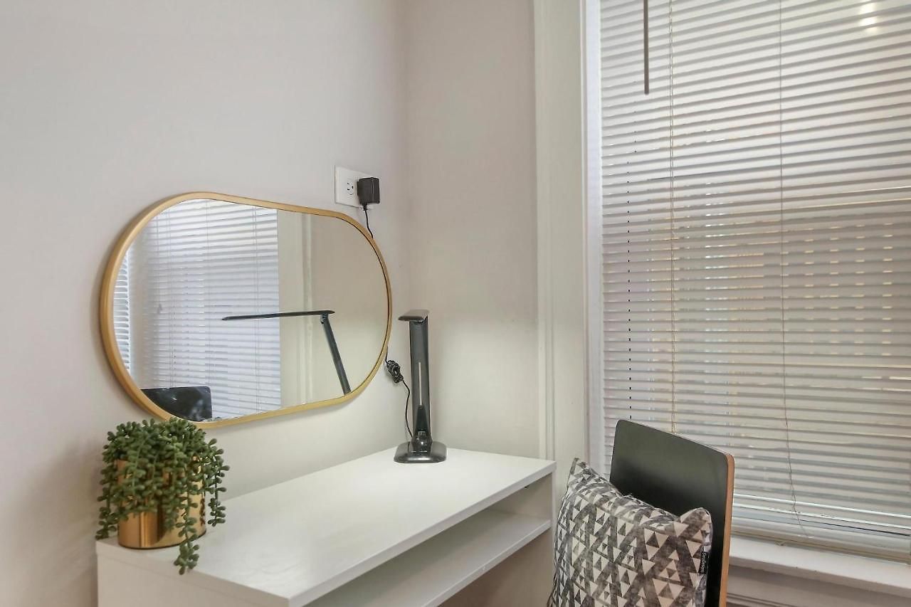 1br Calm & Cozy In Lincoln Square - Eastwood 2s