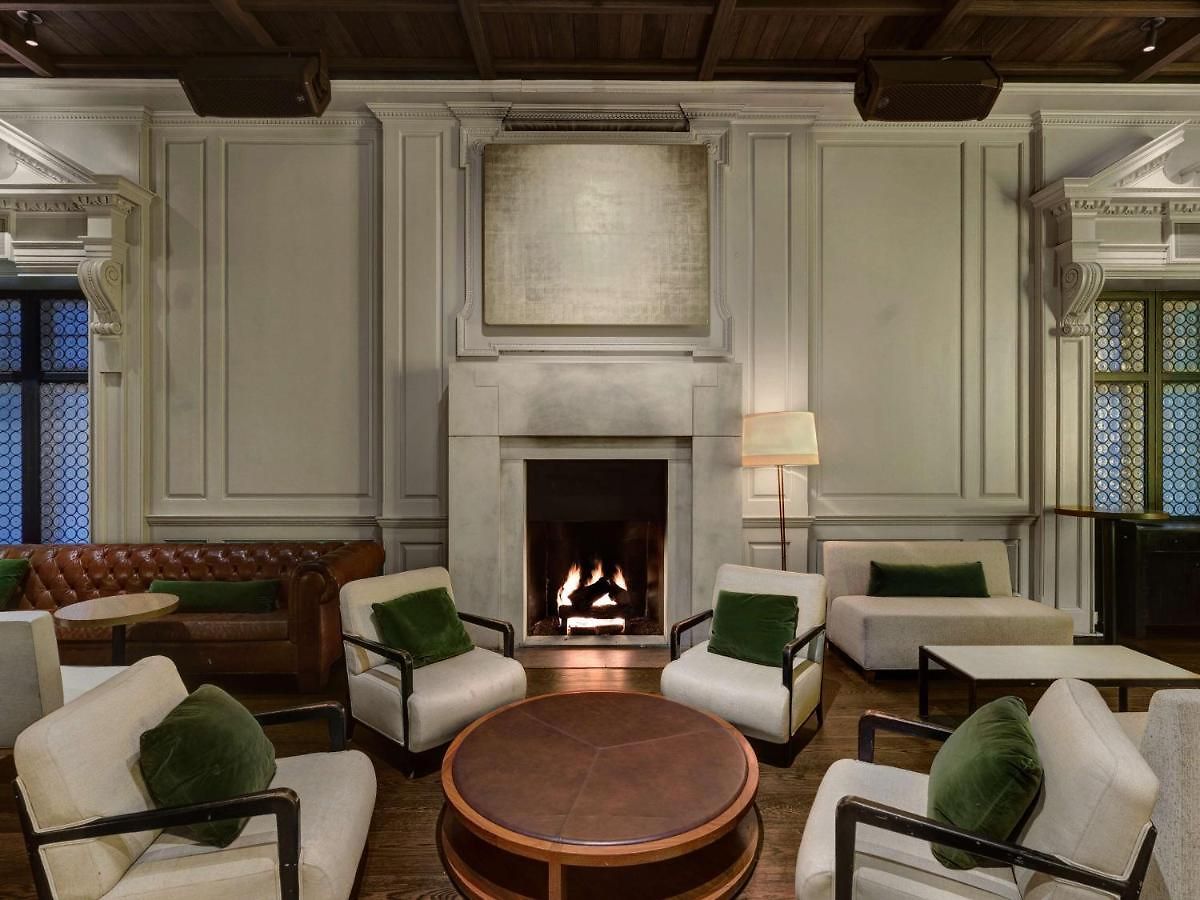 Ambassador Chicago, Part Of Jdv By Hyatt Hotel 4*