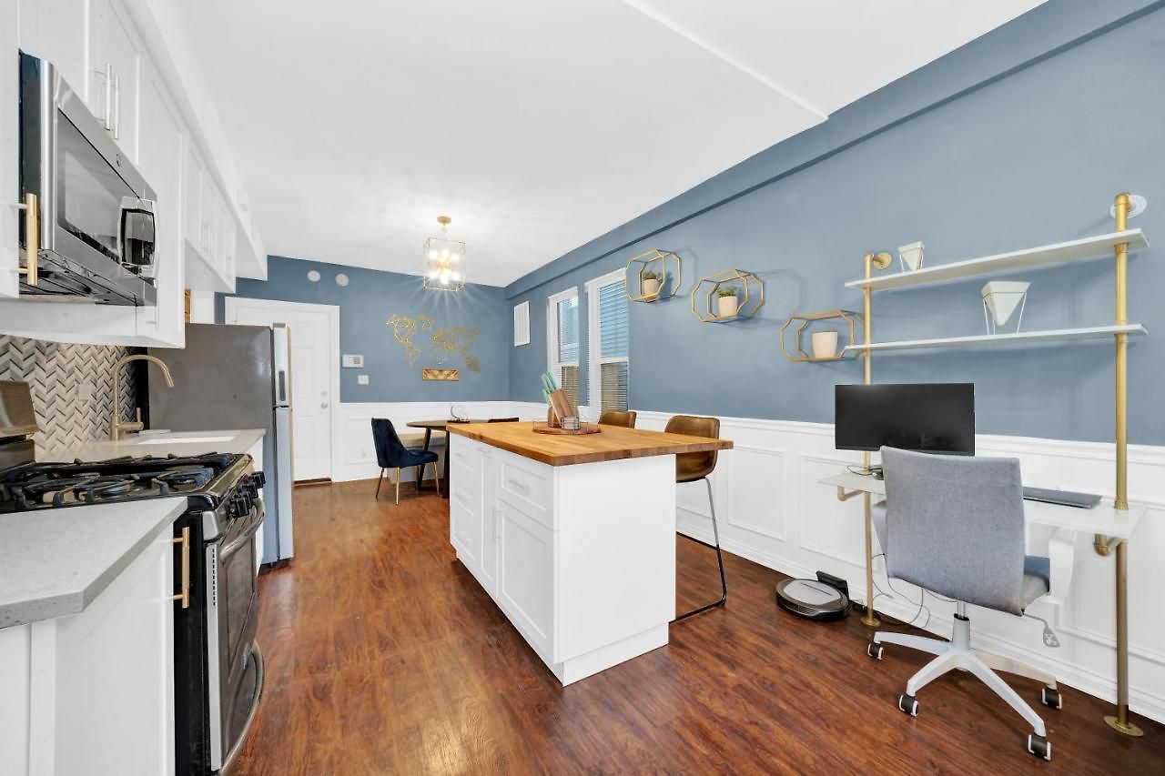 Apartment Modern 2 Bedroom In Avondale Chicago