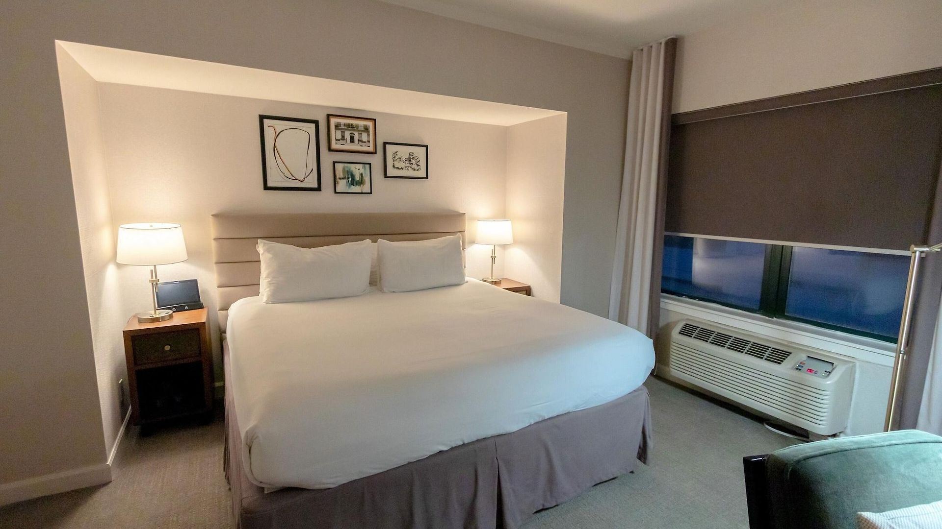 Claridge House Chicago, Tapestry Collection By Hilton 4* Chicago