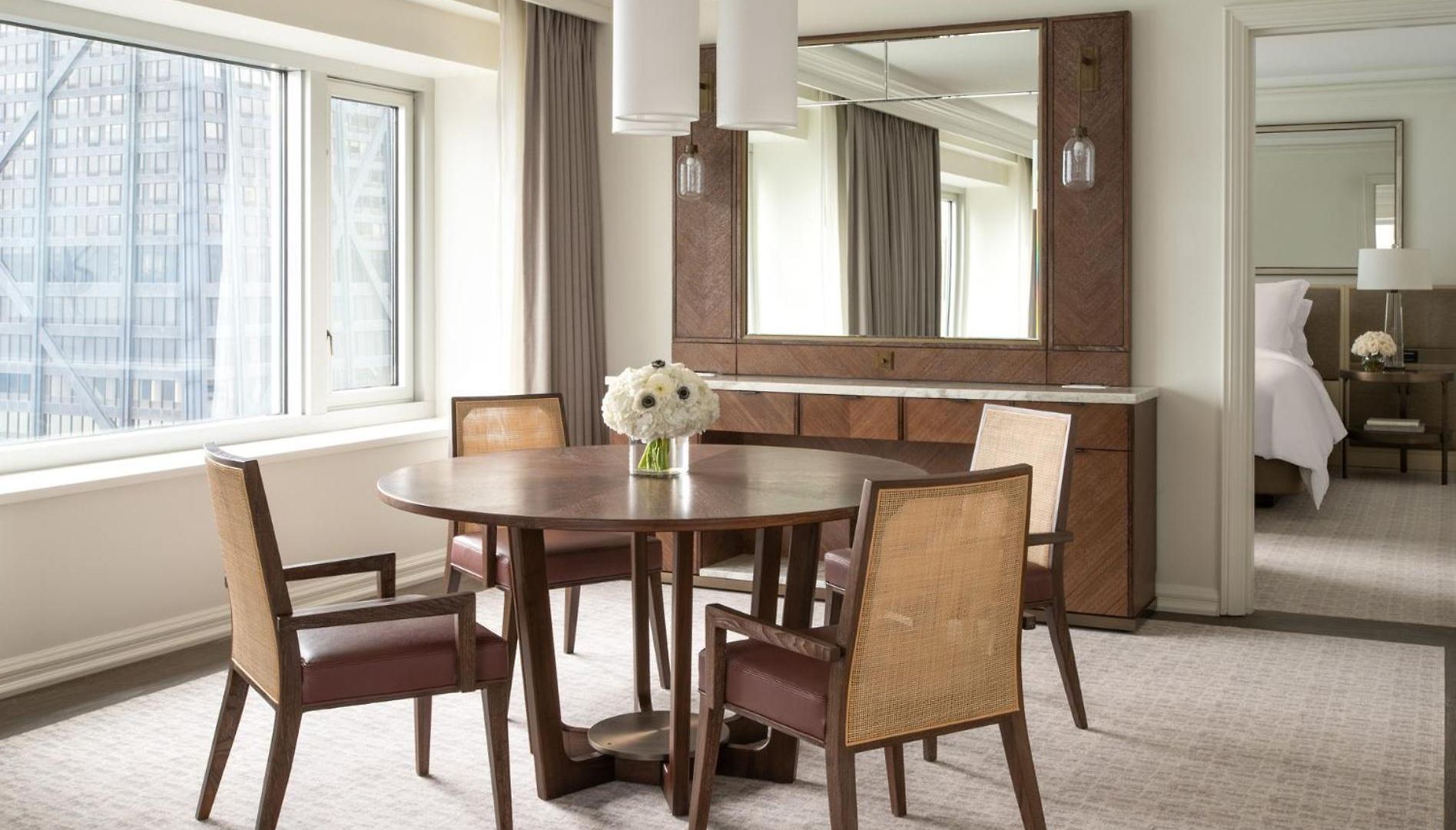 Four Seasons Hotel Chicago
