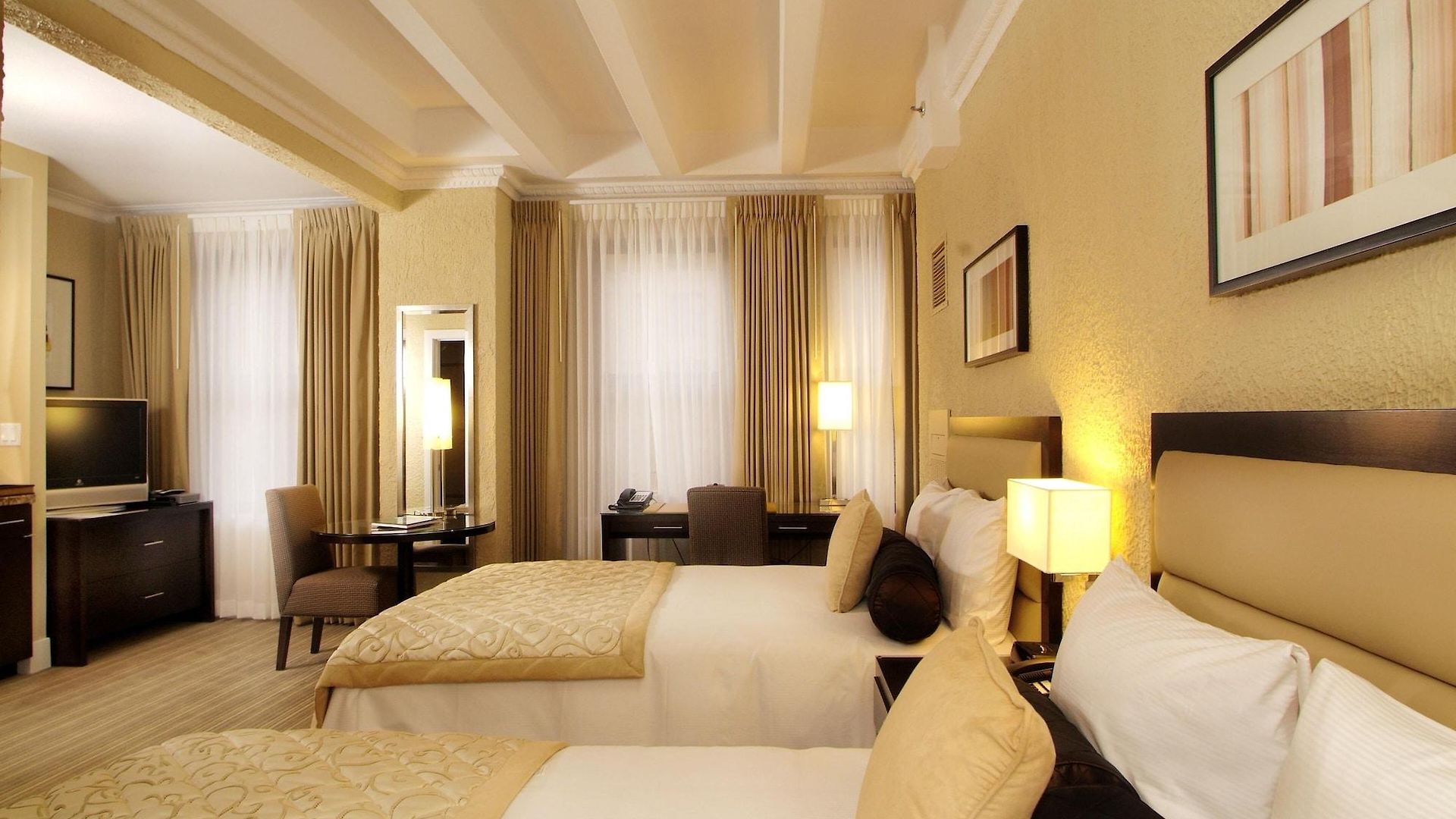 Gale Hotel 4*