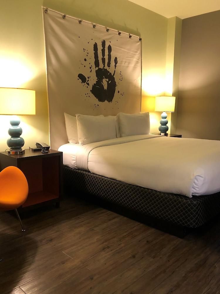 Acme Chicago, Outset Collection By Hilton 4*