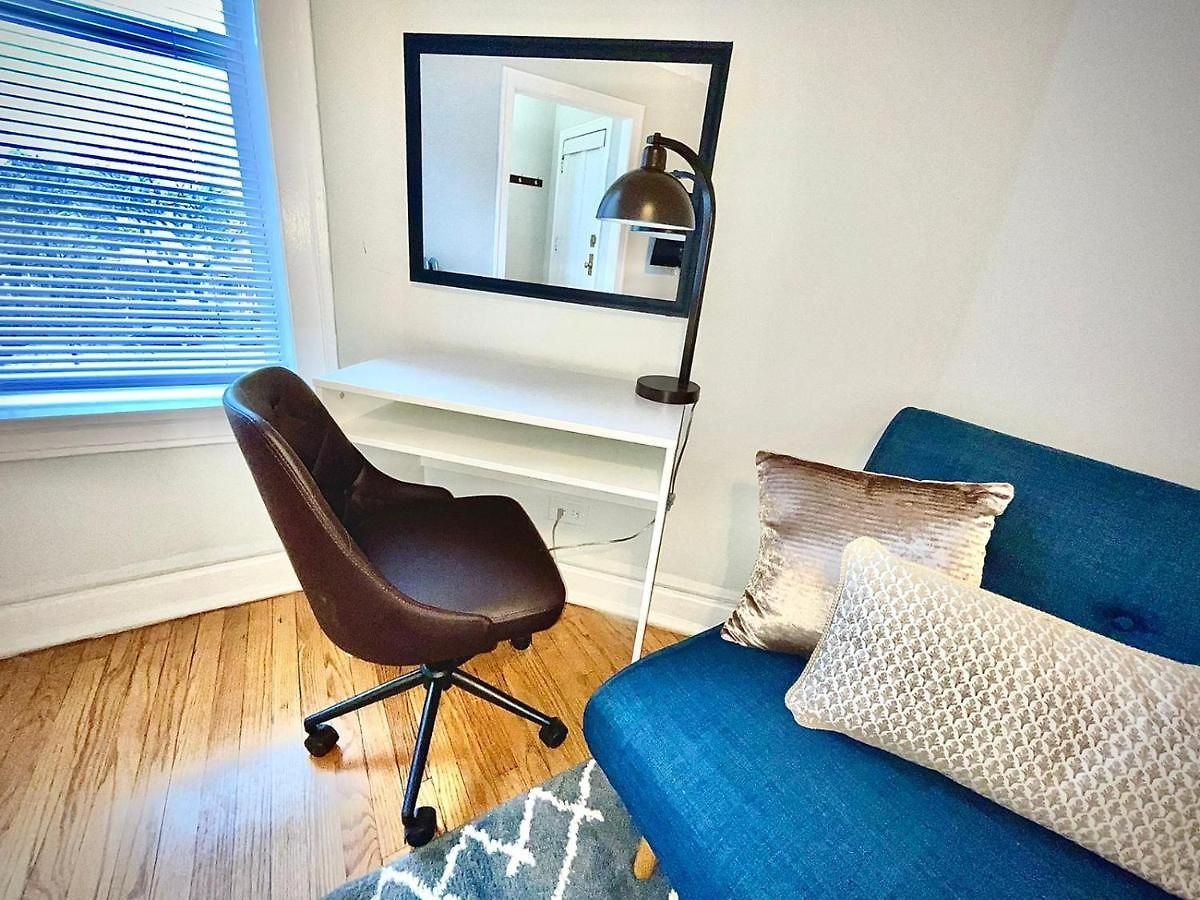 Apartment Charm Close To Shops - Ashland 04 *