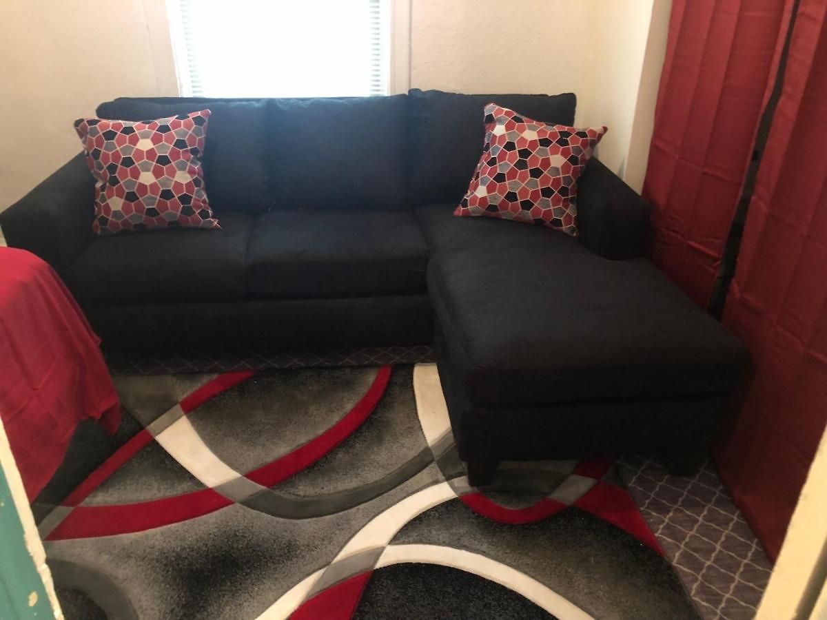 A Hidden Gem, Approx 15 Mins To Downtown Chicago! Homestay *