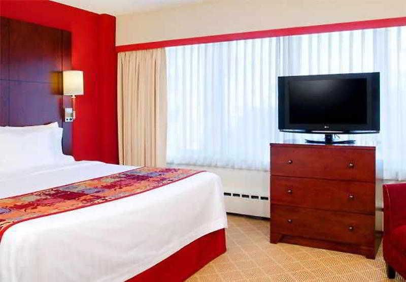 Hotel Sonesta Es Downtown Magnificent Mile Medical 3*