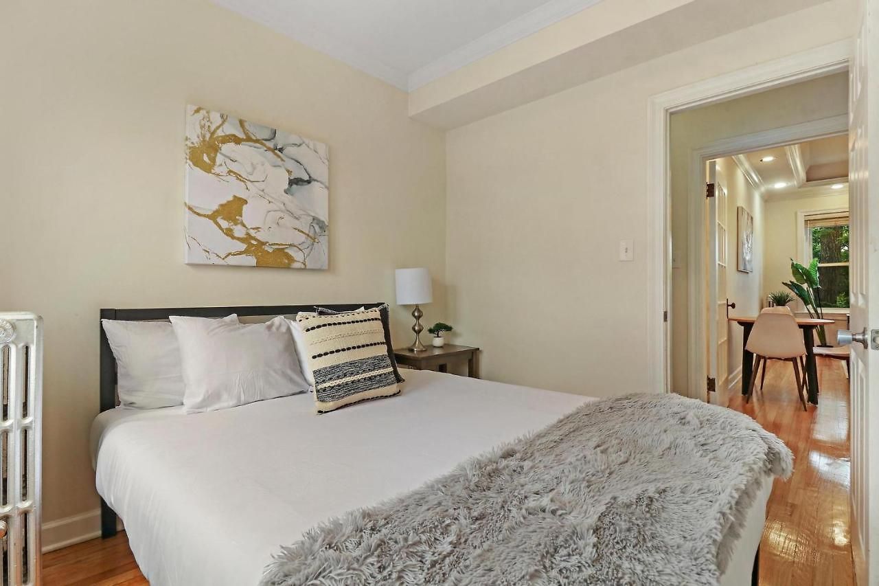 Apartment 2br Alluring With Laundry - Cullom D3 Chicago