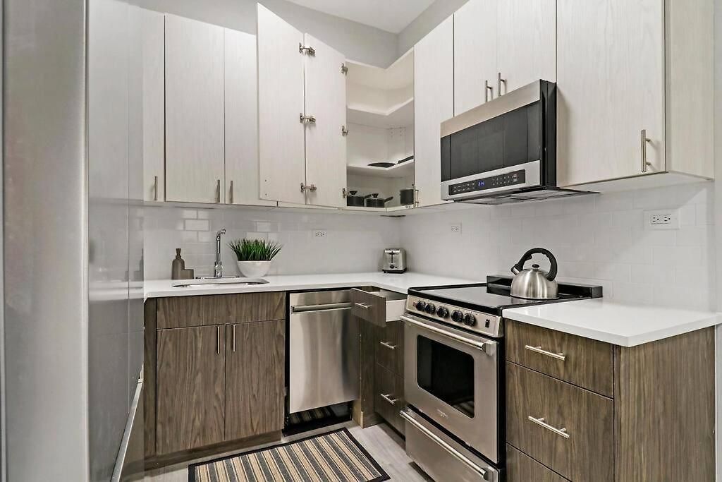 Wonderful 2-bedroom Near Restaurants - Hubbard 4 Apartment Chicago