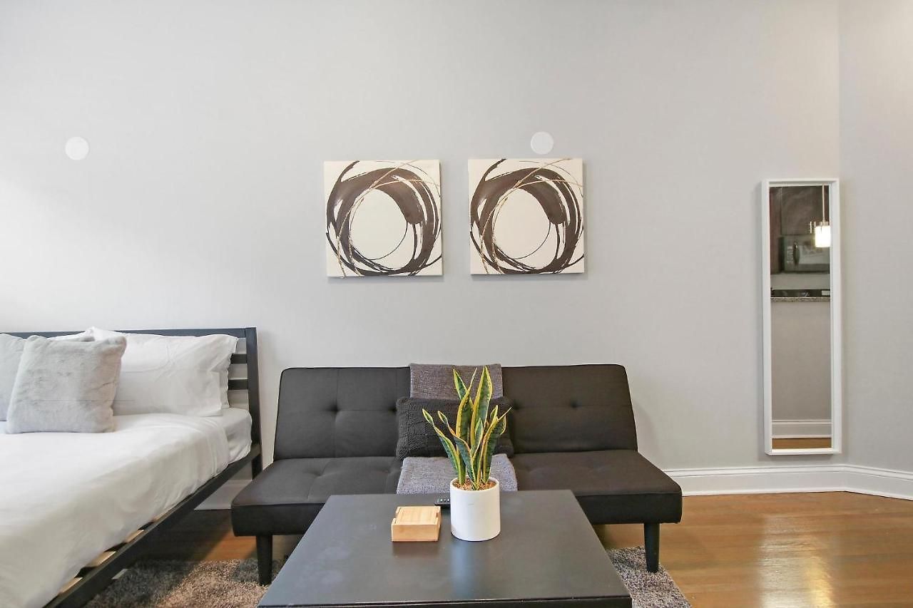 Stylish In Portage Park - Pensacola 2n Apartment *
