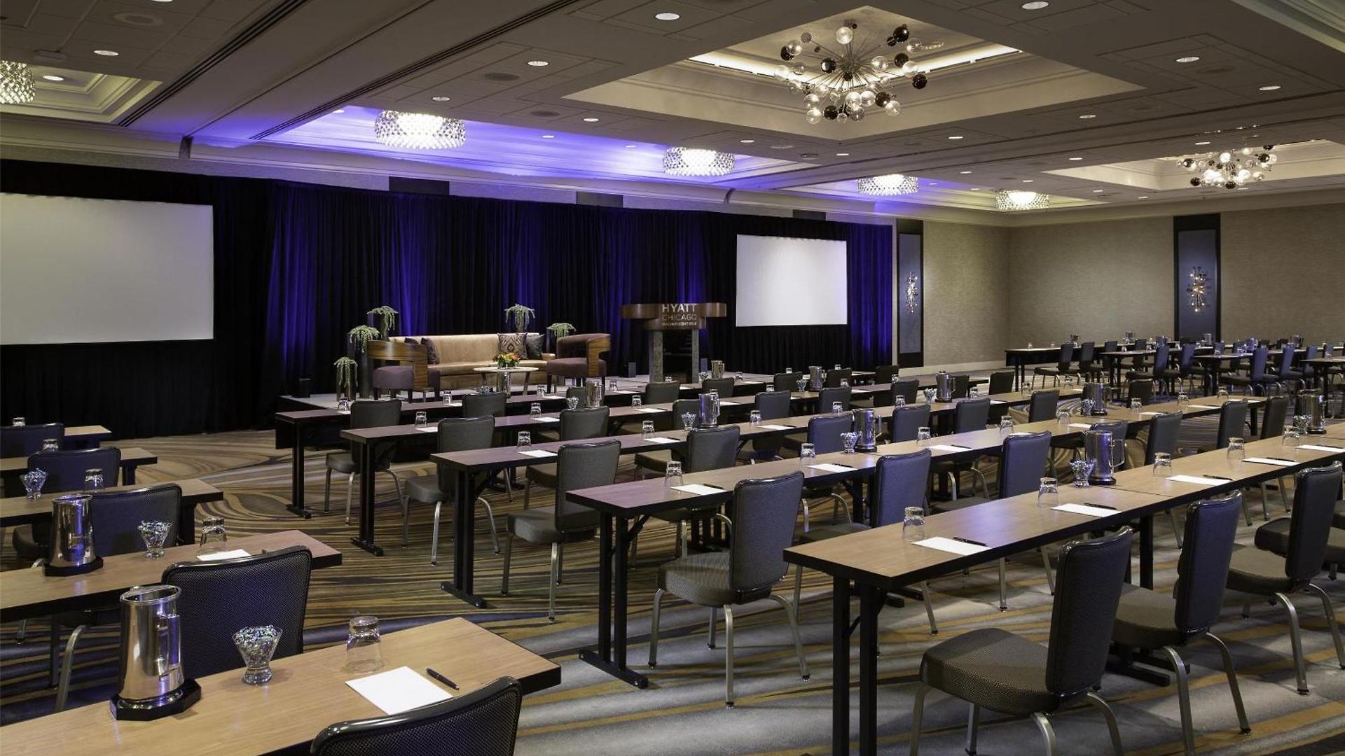 Hotel Hyatt Centric Magnificent Mile 4*