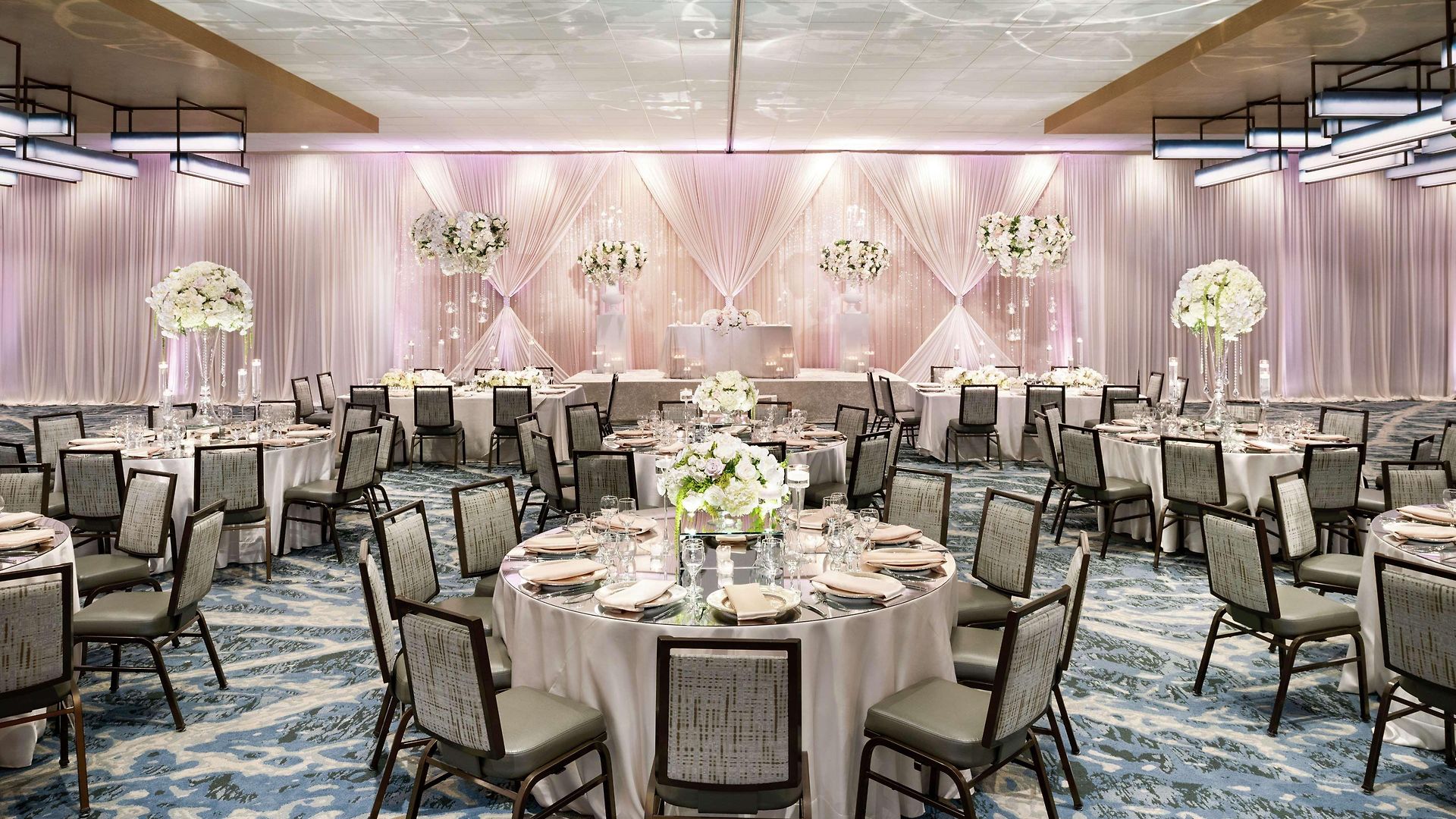 Hotel Hyatt Centric Magnificent Mile 4*
