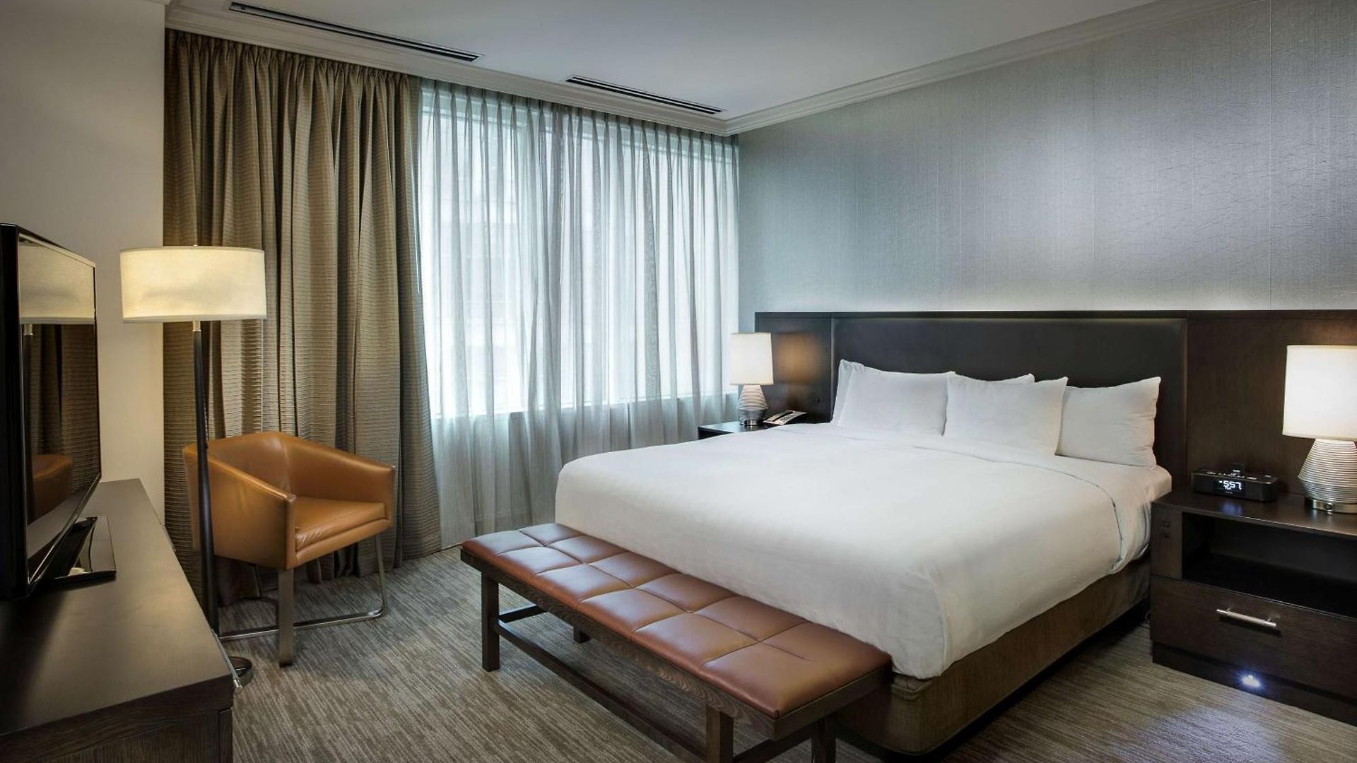 Hyatt Centric Magnificent Mile Hotel
