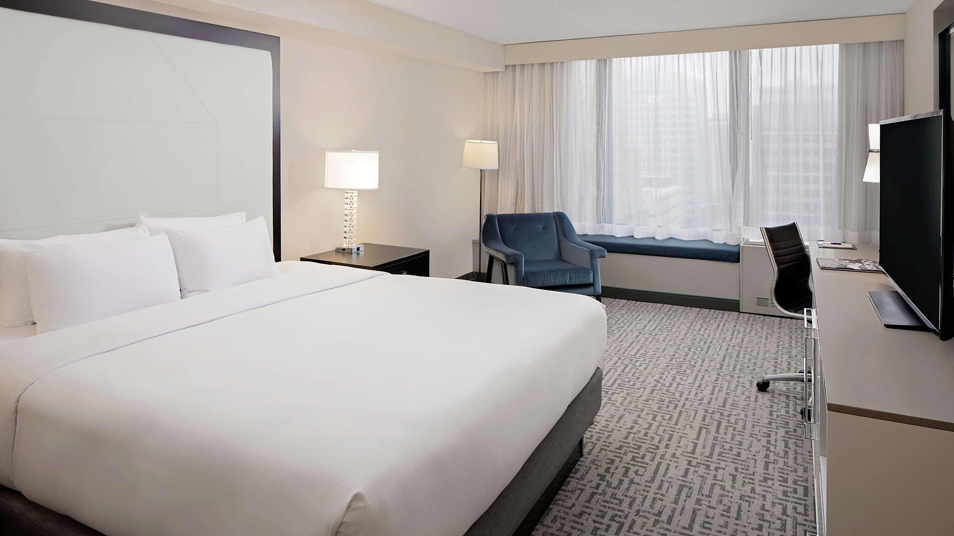 Hyatt Centric Magnificent Mile Hotel