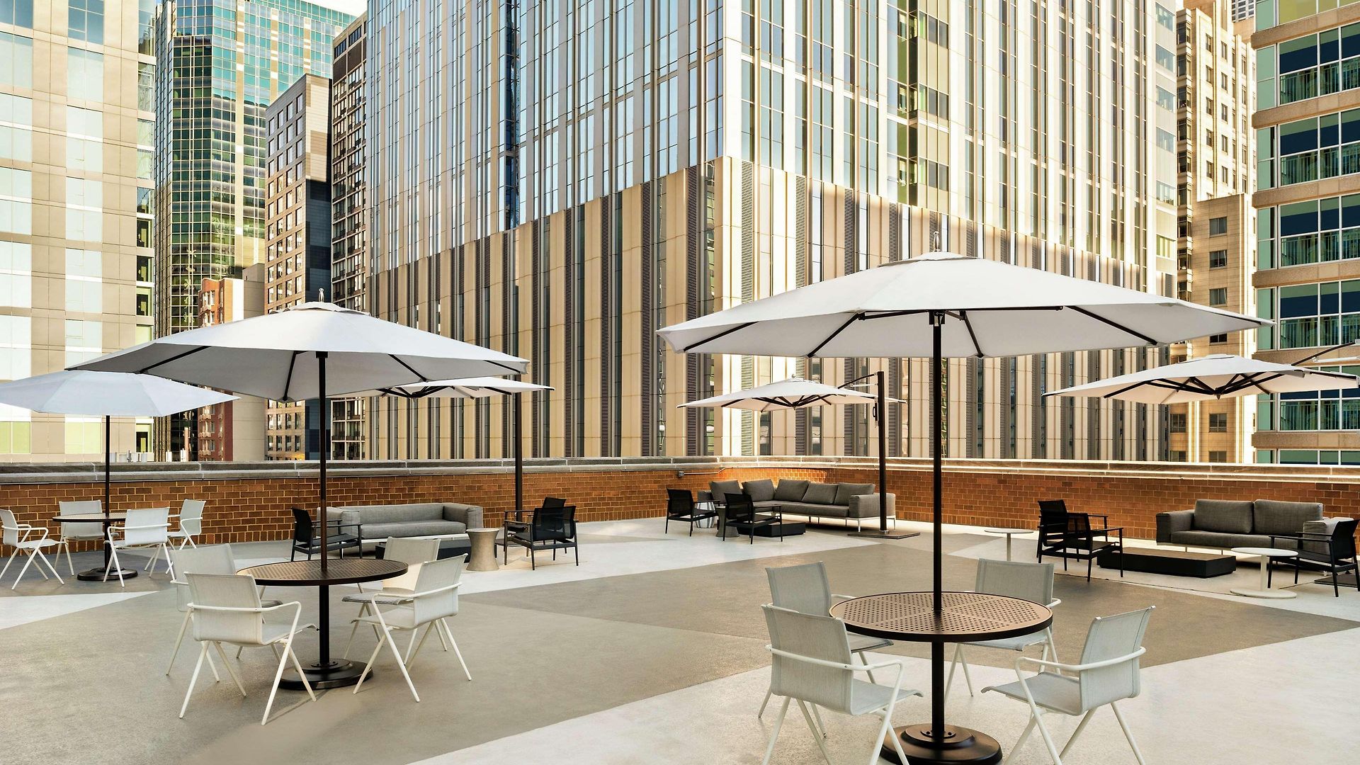 Hyatt Centric Magnificent Mile Hotel Chicago