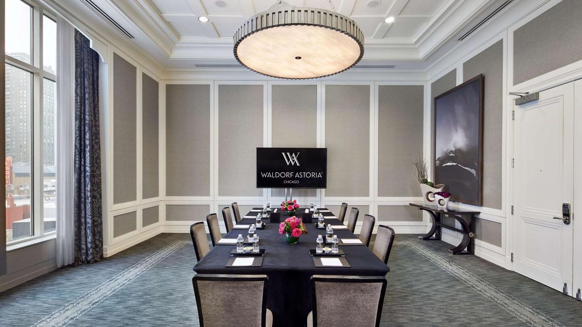 Hotel Waldorf Astoria Chicago