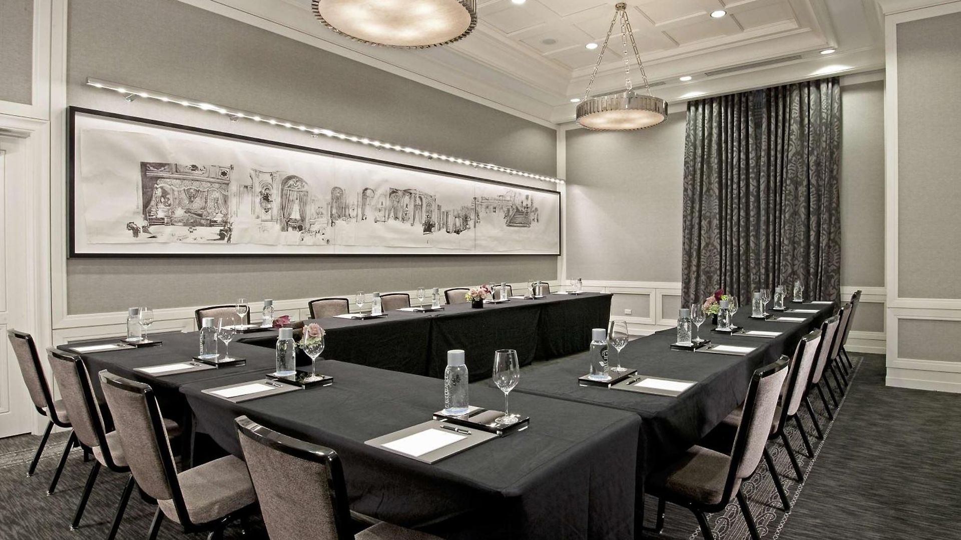 Waldorf Astoria 5*