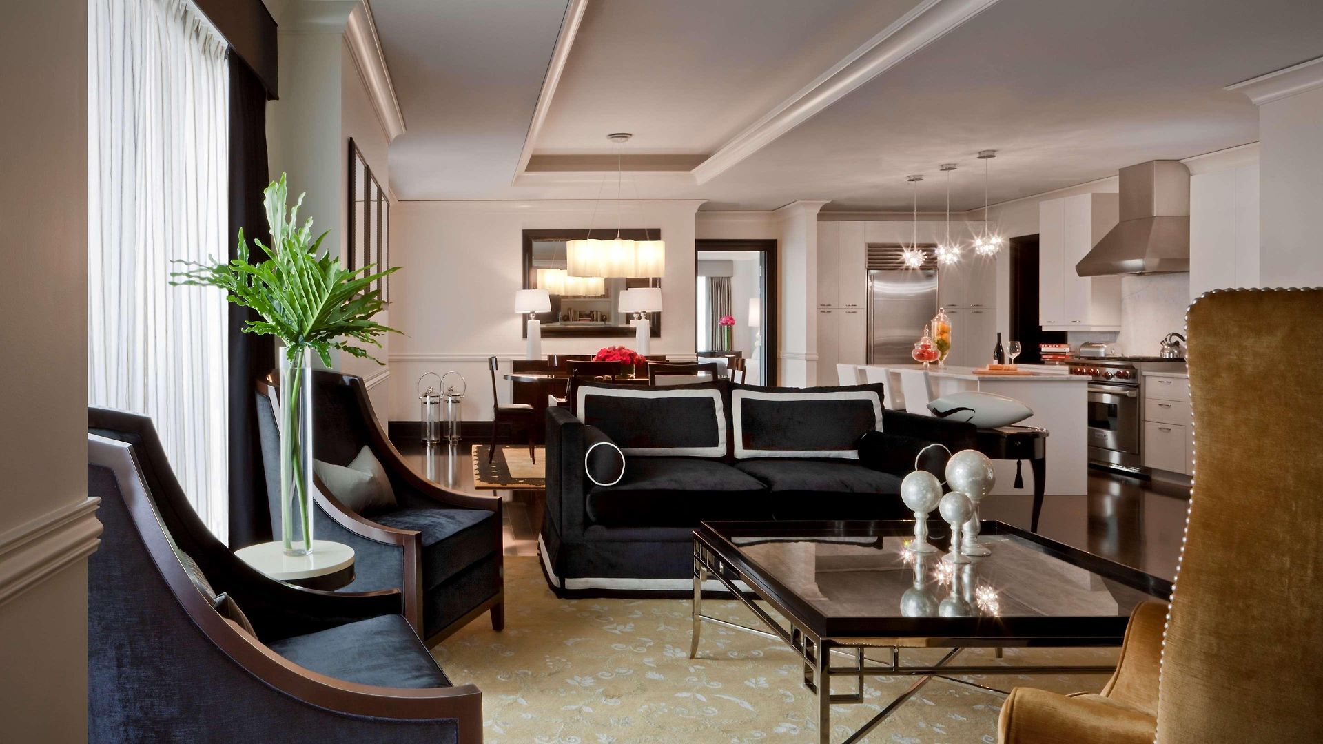 Waldorf Astoria Hotel Chicago