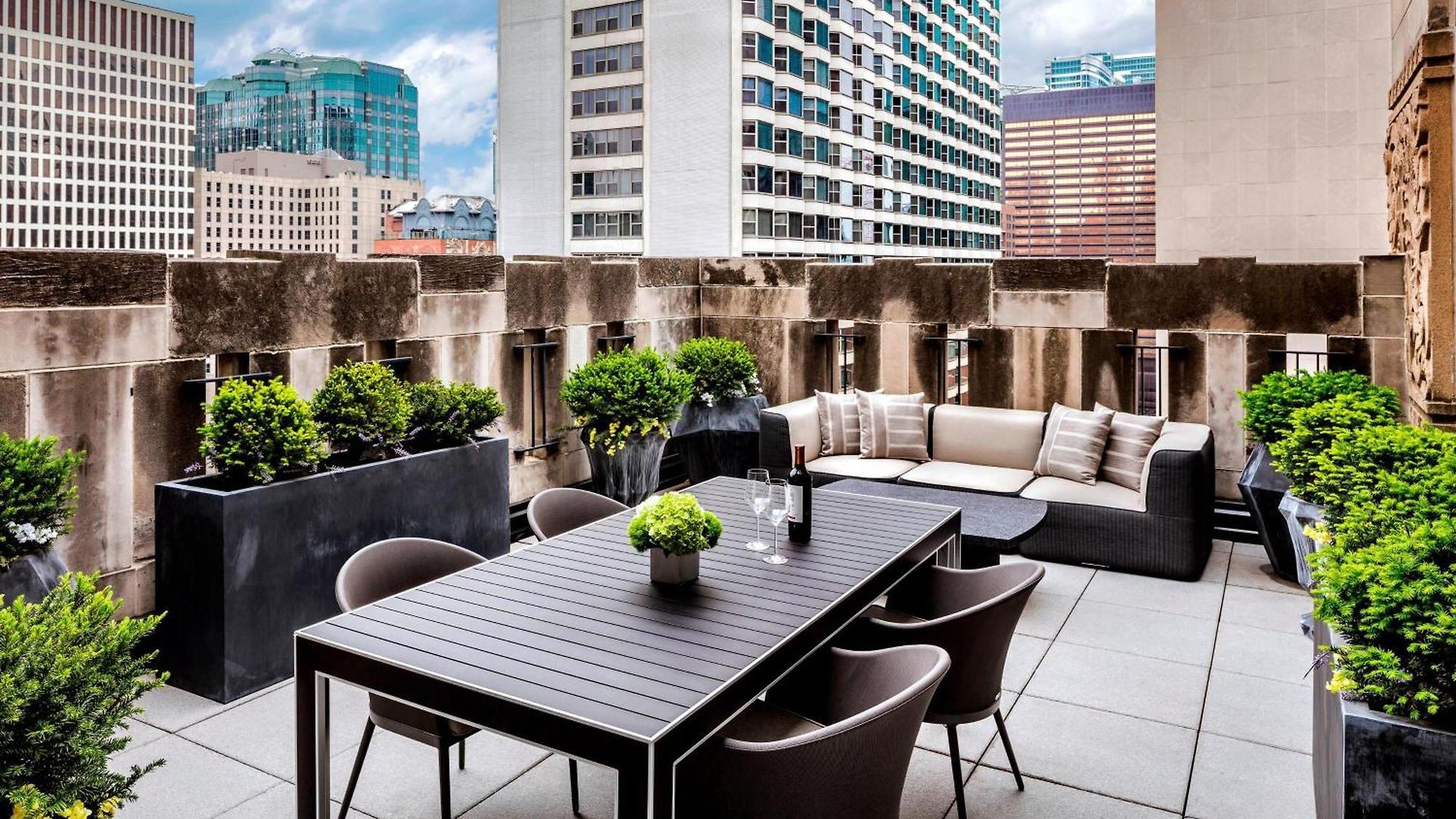 The Gwen, A Luxury Collection Hotel, Michigan Avenue 4*
