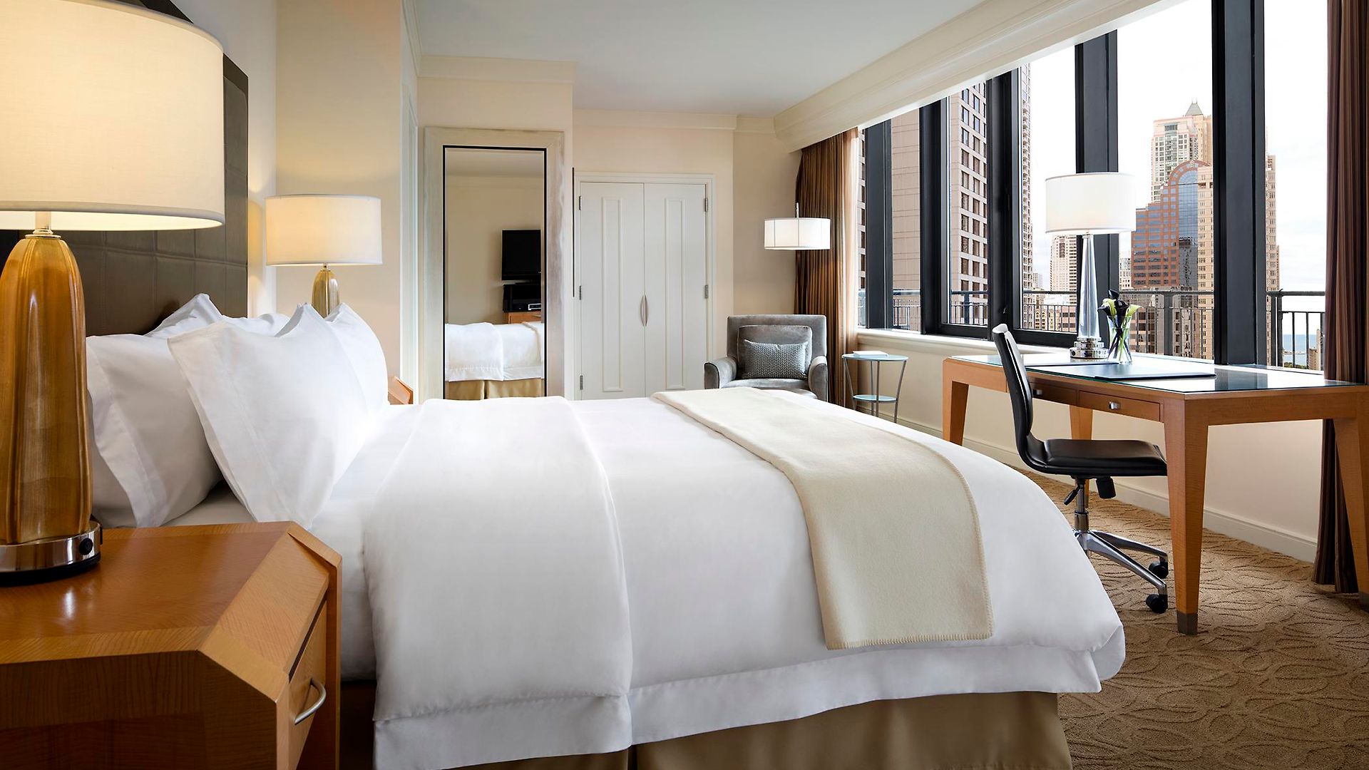 Hotel The Gwen, A Luxury Collection Hotel, Michigan Avenue 4*