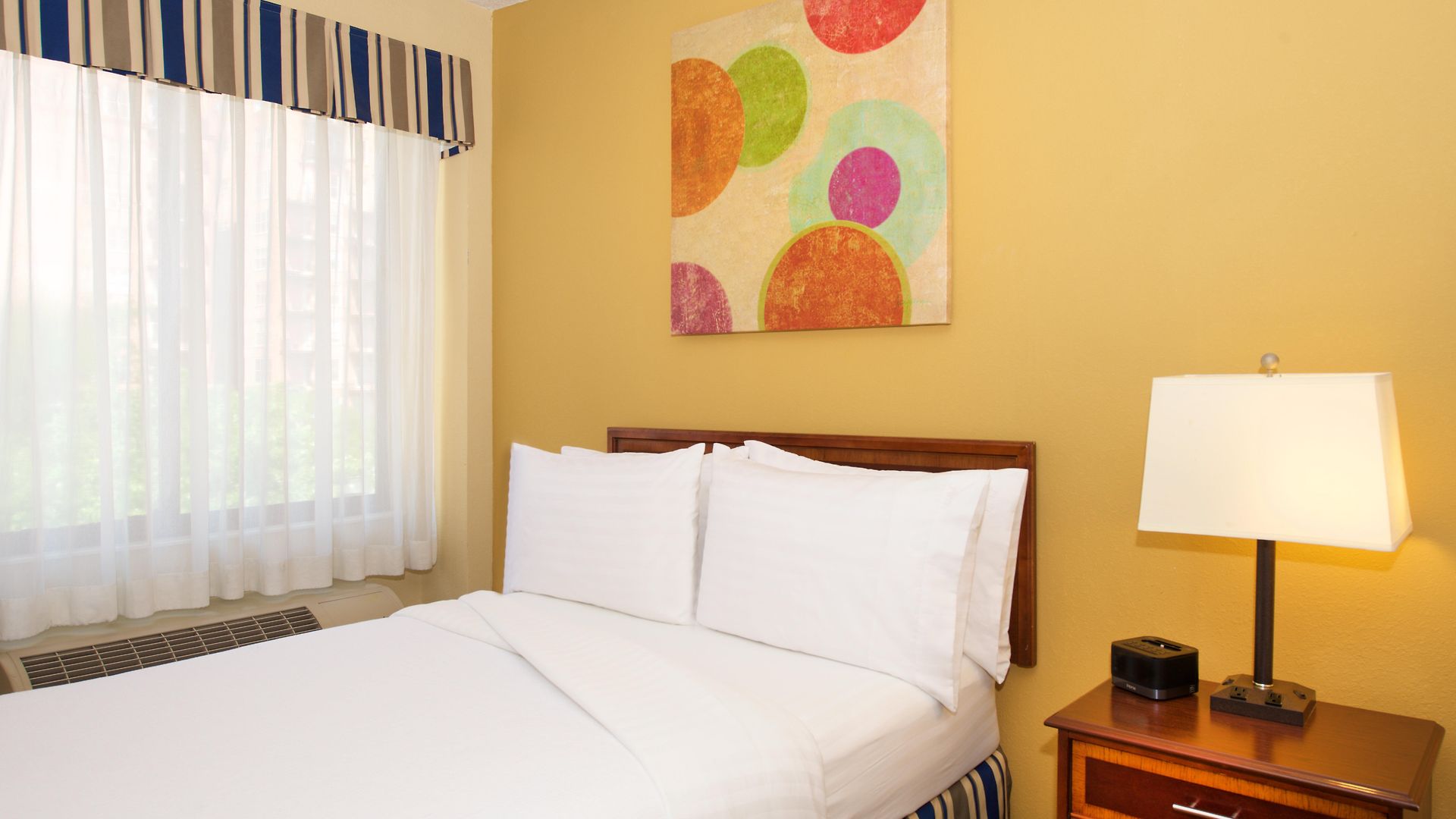 & Chicago-downtown By Ihg