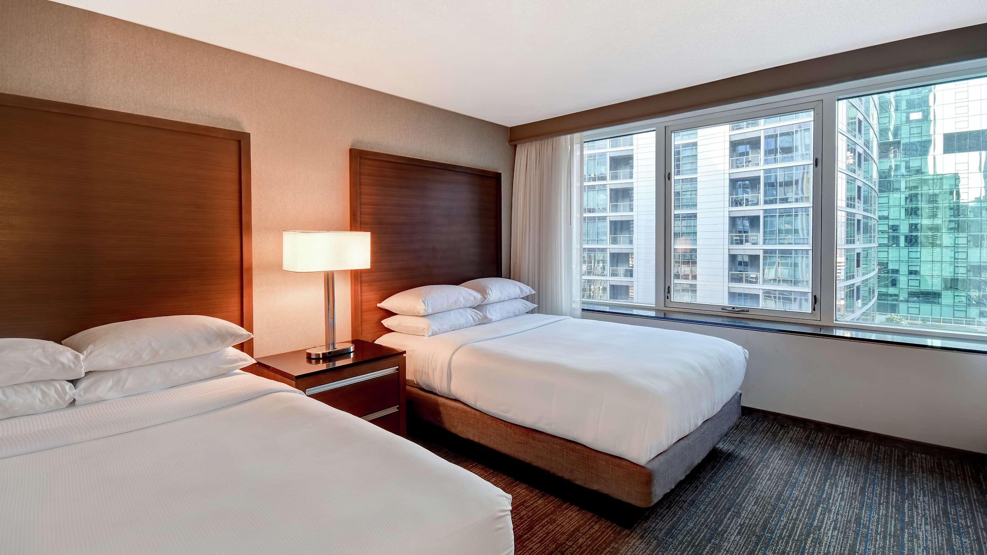 Embassy By Hilton Downtown Magnificent Mile Hotel Chicago