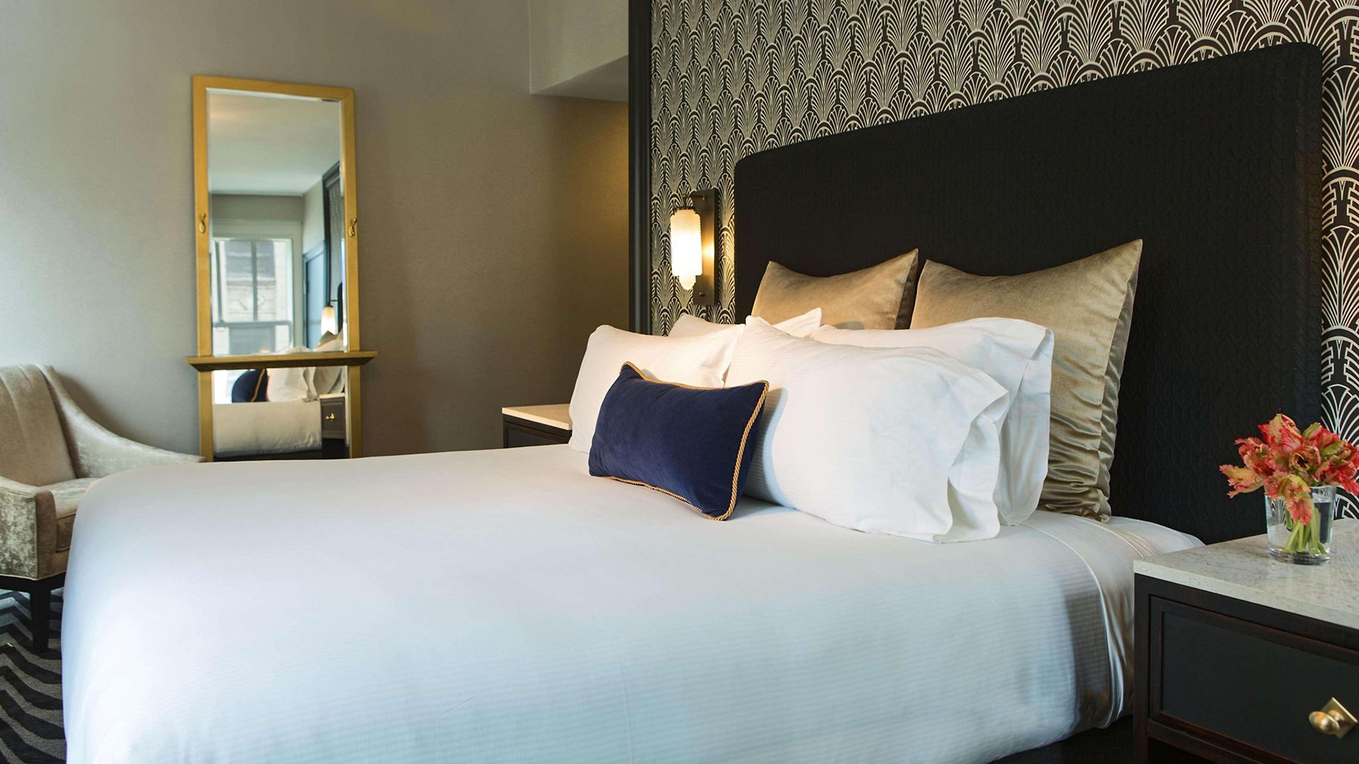 The Allegro Royal Sonesta Loop