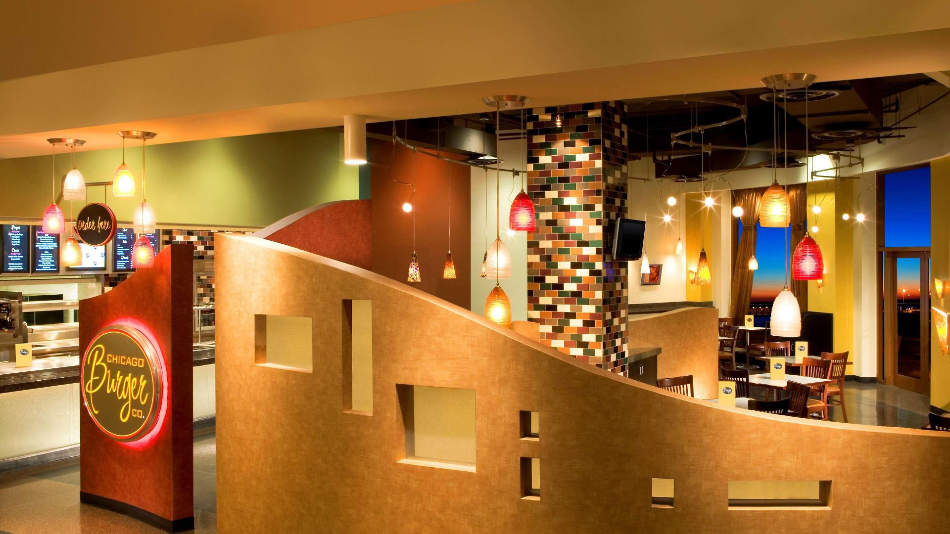Sheraton Grand Riverwalk Hotel