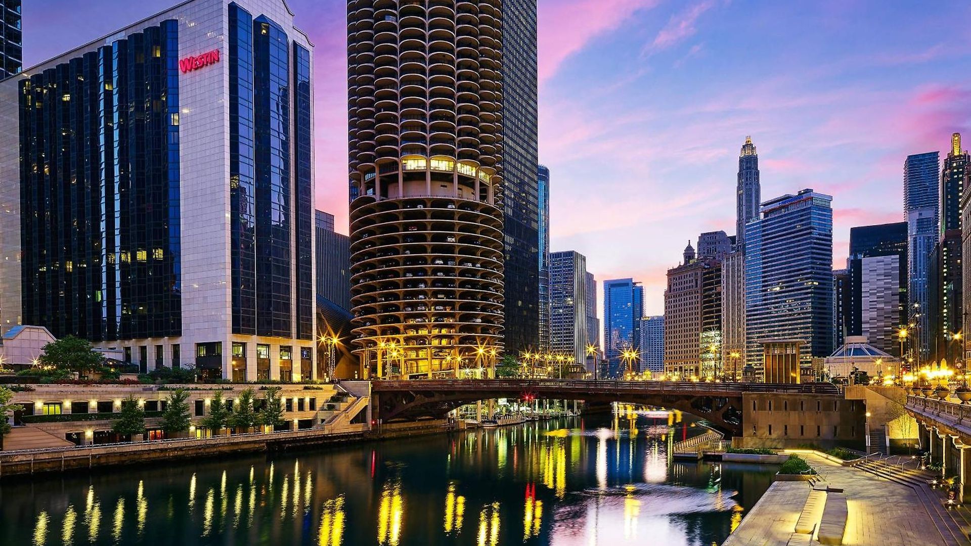The Westin River North 4*