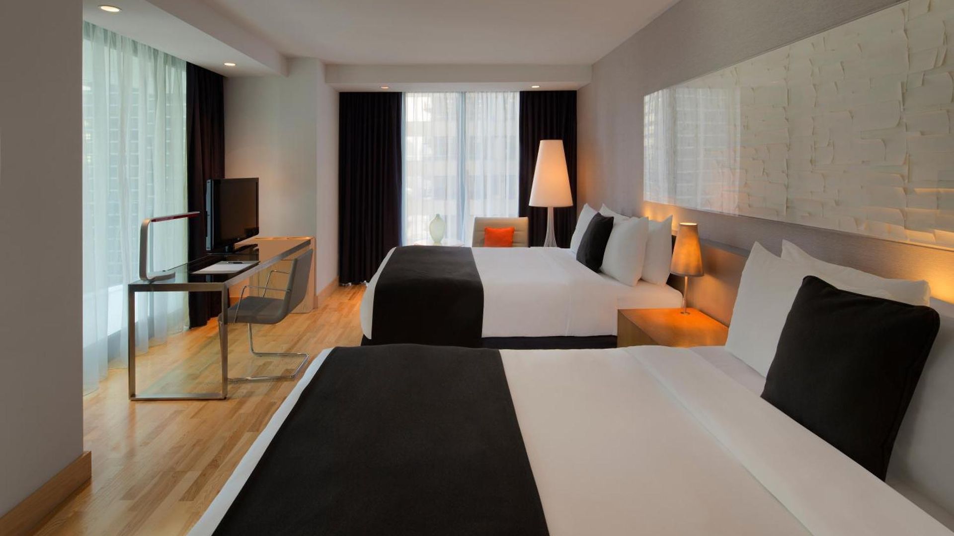 Radisson Blu Aqua Hotel, Hotel Chicago