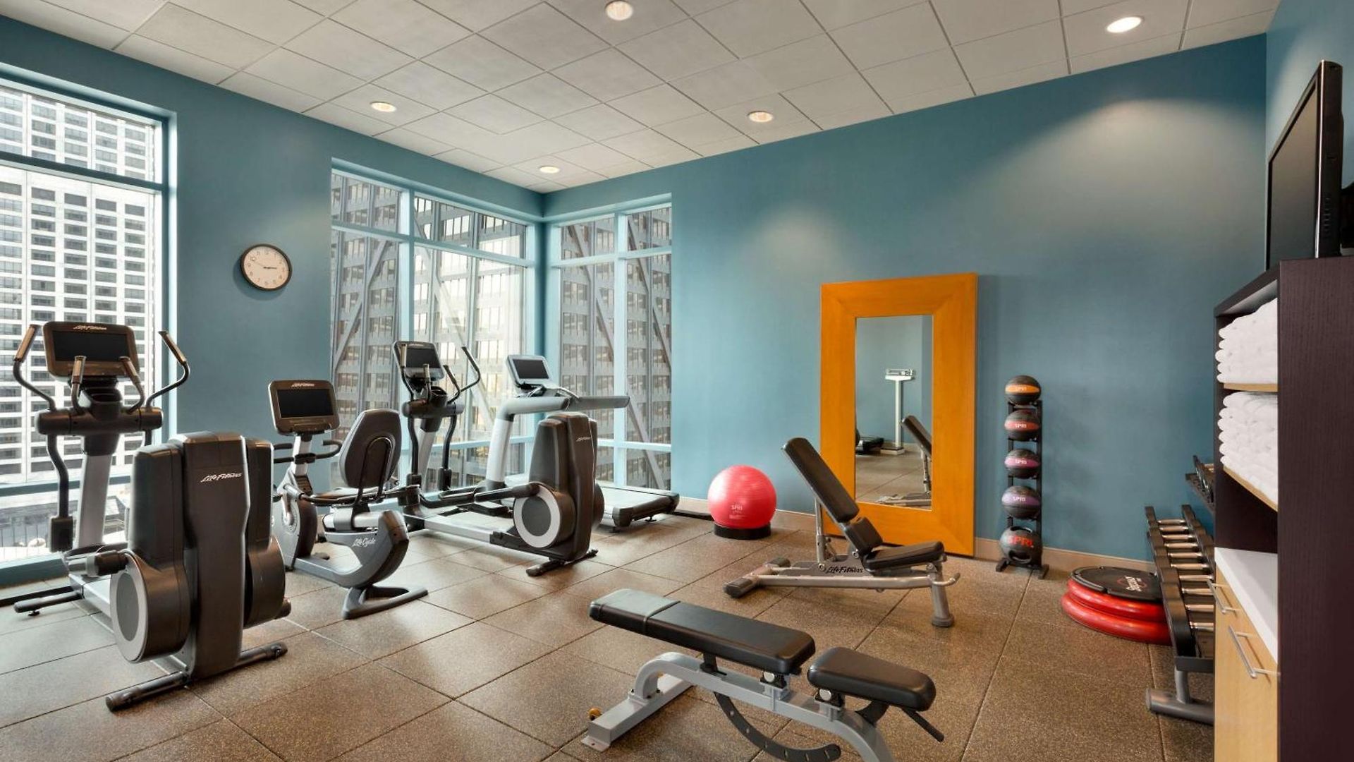 Hilton Magnificent Mile 3* Chicago