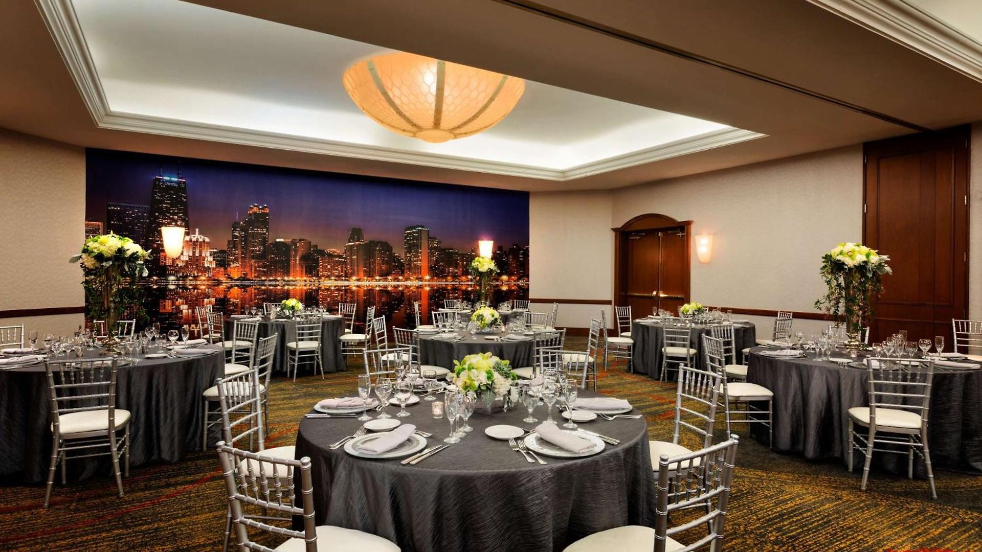 Hotel Hilton Magnificent Mile