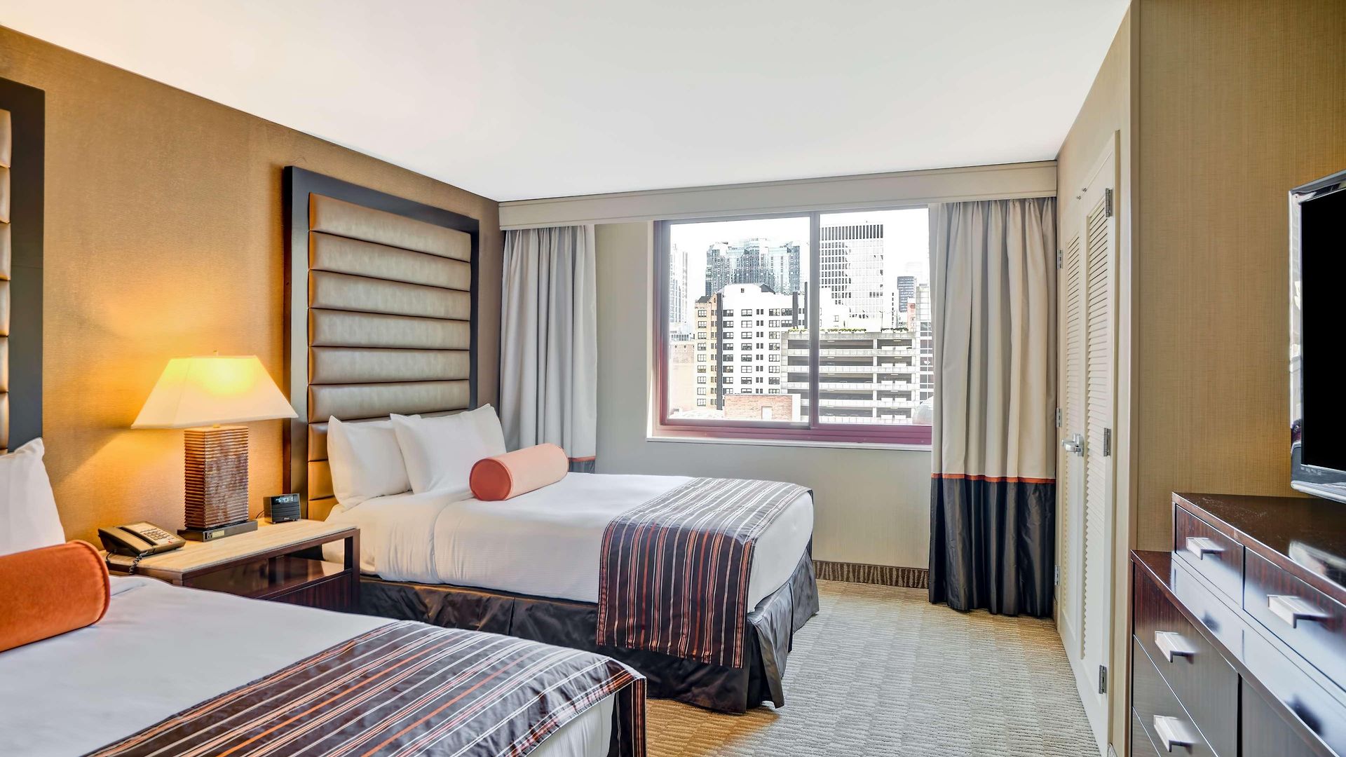 Embassy - Downtown River North 3* Chicago