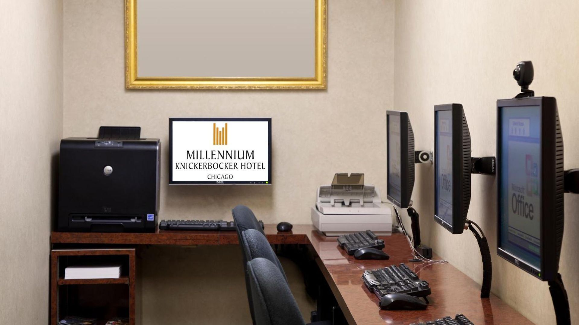Millennium Knickerbocker Hotel 4*