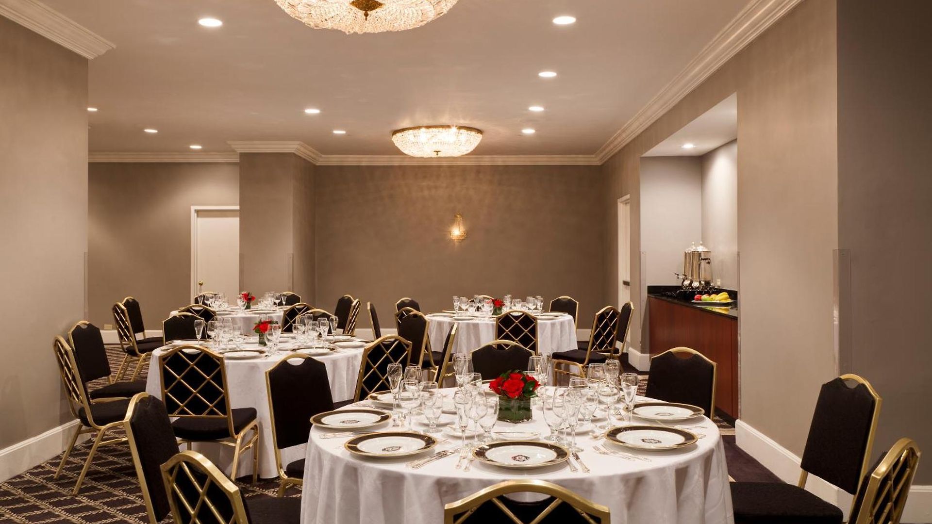 Millennium Knickerbocker Hotel