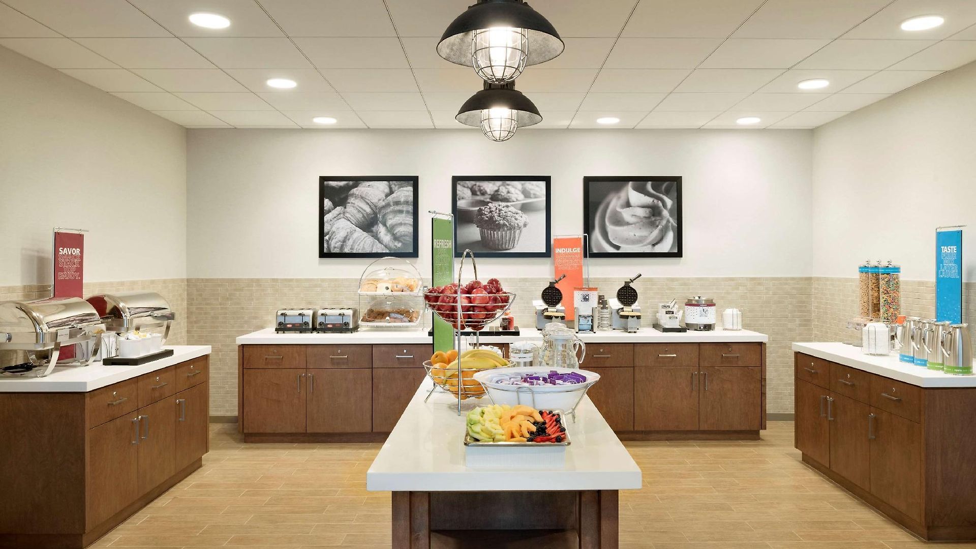 Hampton Inn Chicago West Loop Fulton Market Area Hotel 3*