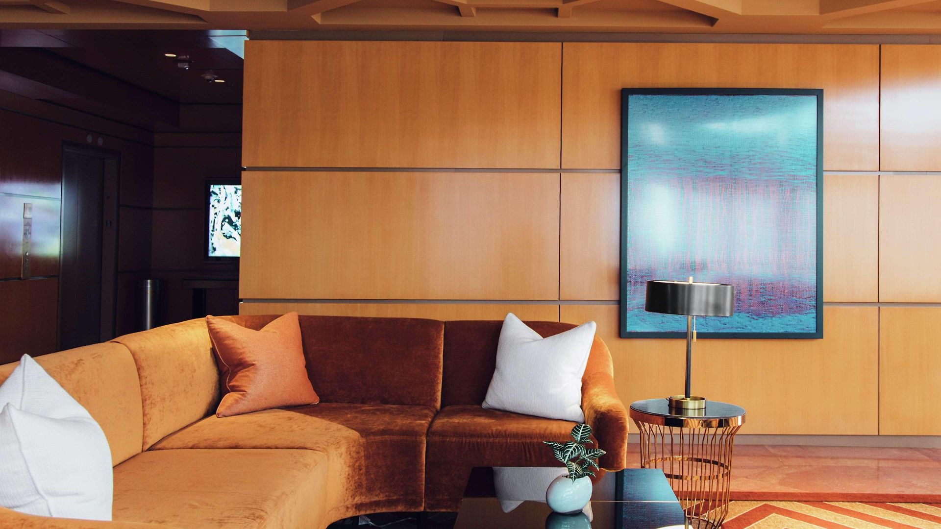 Hotel By Marriott Downtown Magnificent Mile 3*