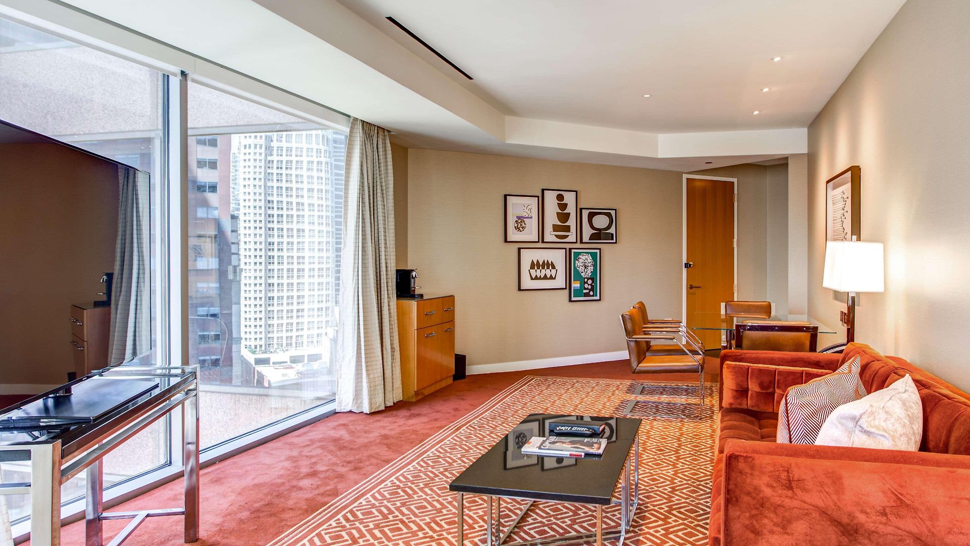 By Marriott Downtown Magnificent Mile 3* Chicago