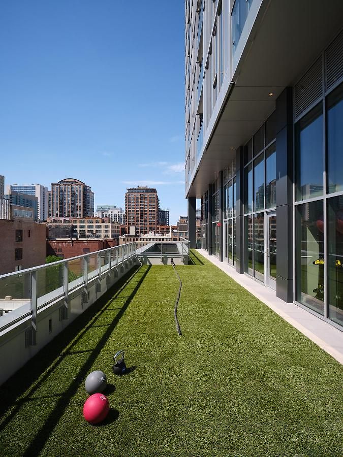 Hotel Level - River North Chicago