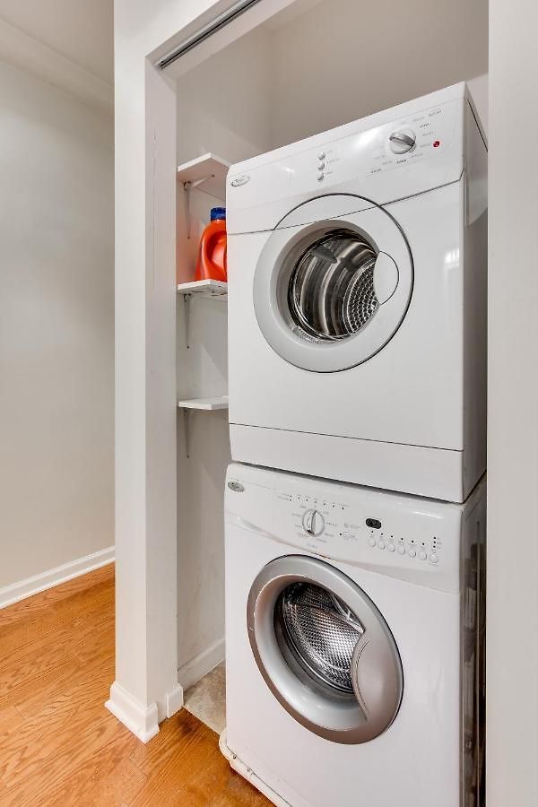 Apartment Pet Friendly! Historic River West Neighborhood - Easy Access To O'hare Apts Chicago