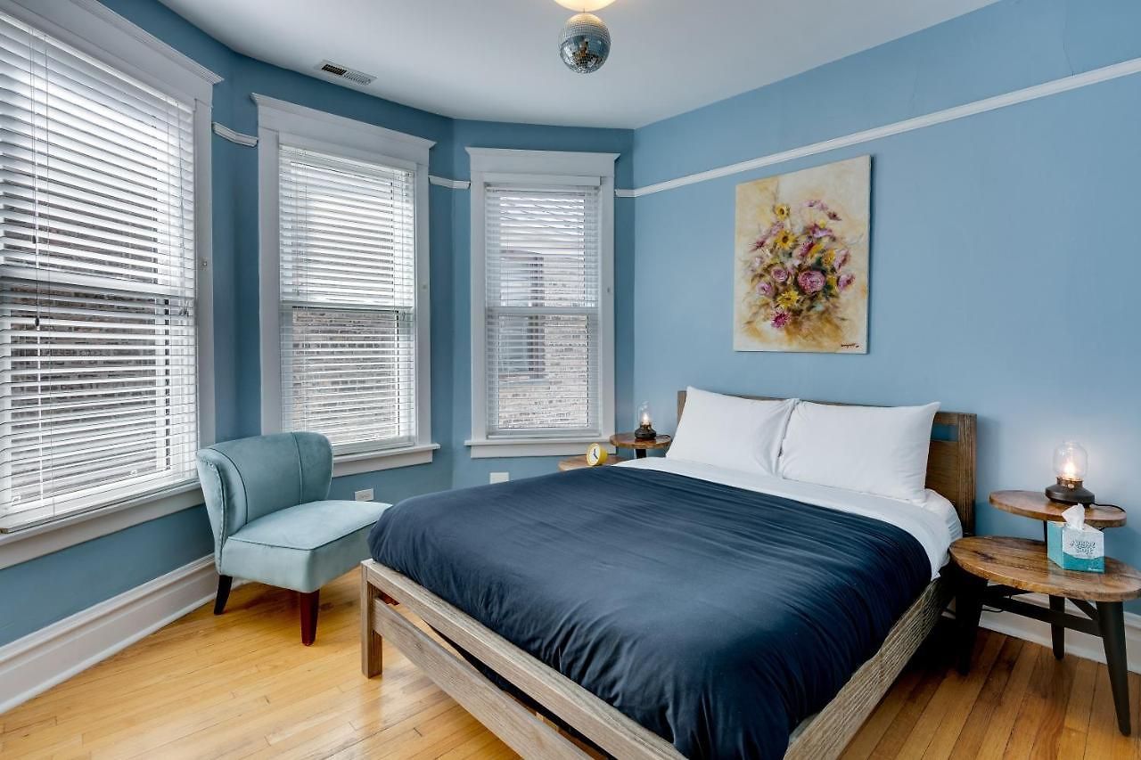 Warm & Comforting 4Br 2Ba In Andersonville Apartment *