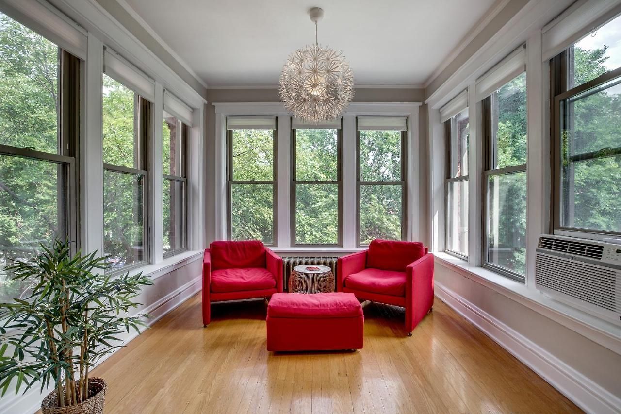 Apartment Comfortable Vintage North Side Retreat For 8 *