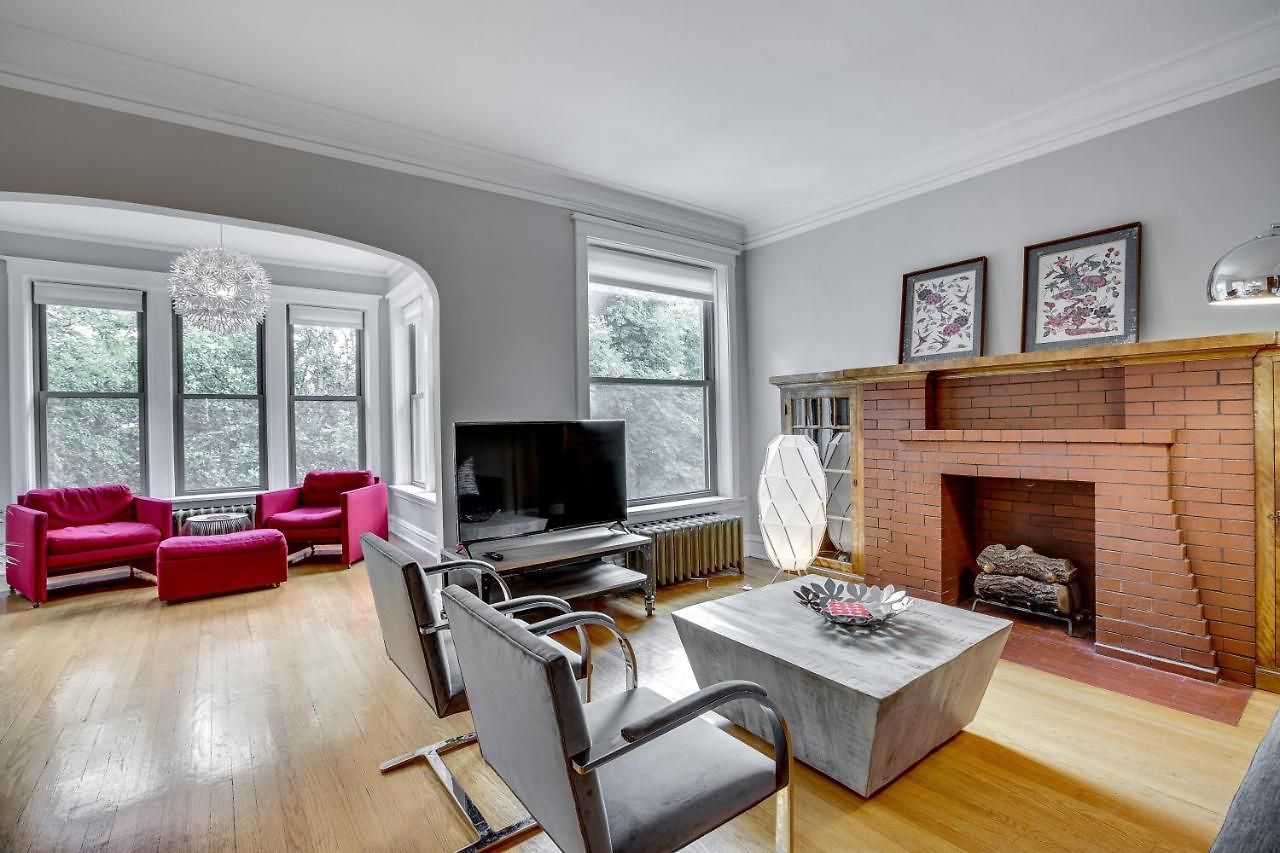 Comfortable Vintage North Side Retreat For 8 * Chicago