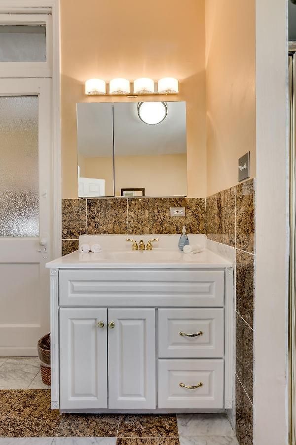Warm & Comforting 4Br 2Ba In Andersonville *
