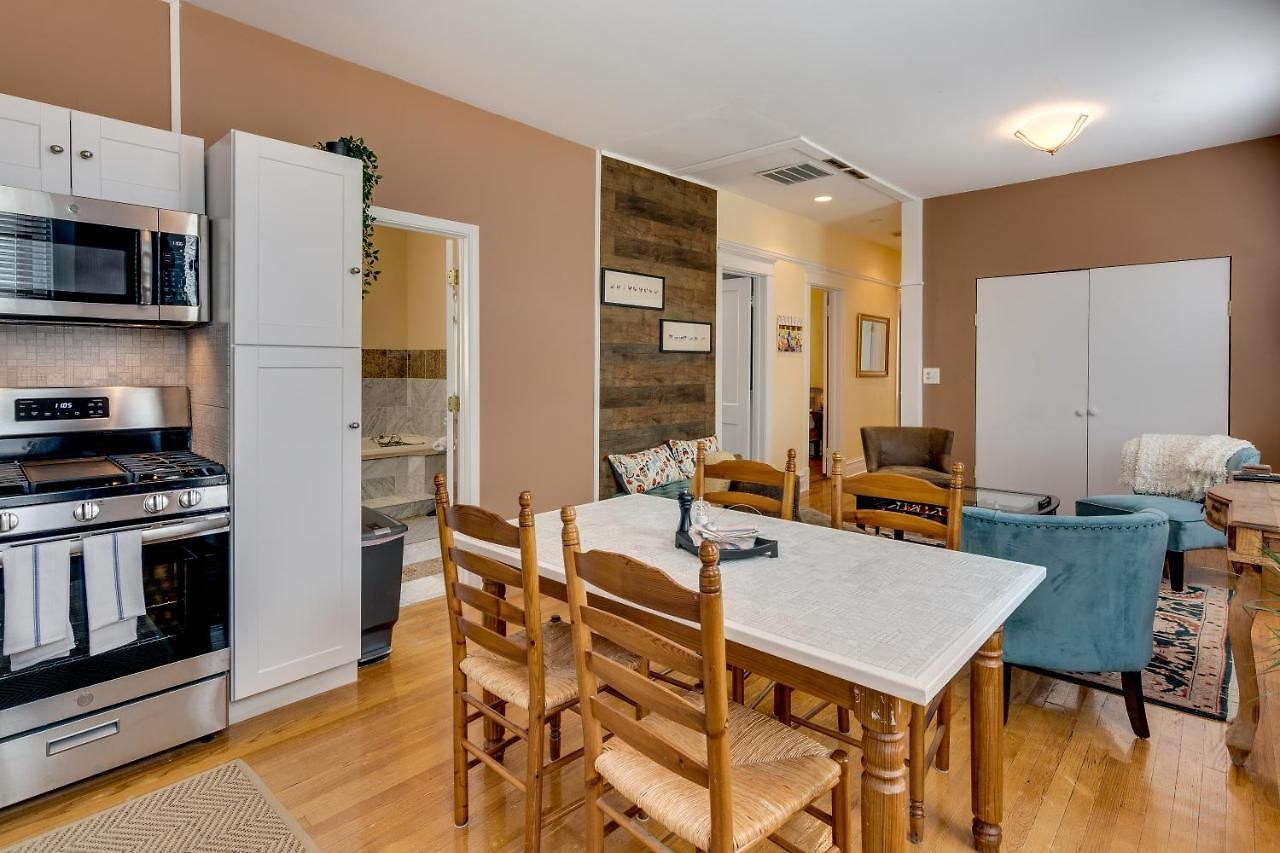 Apartment Warm & Comforting 4Br 2Ba In Andersonville