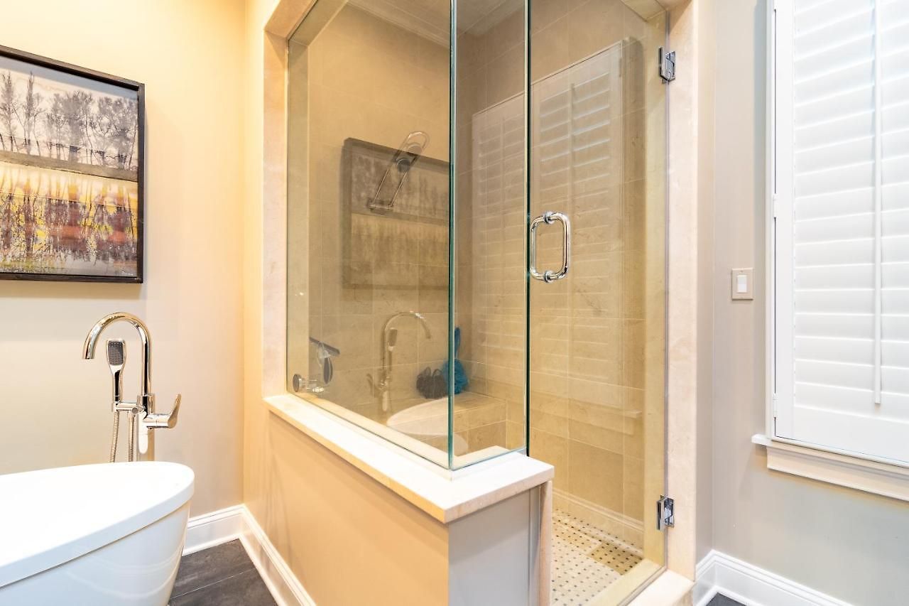 Luxurious Gold Coast 4br 4-story With Parking Sleeps 12 Guests Villa Chicago
