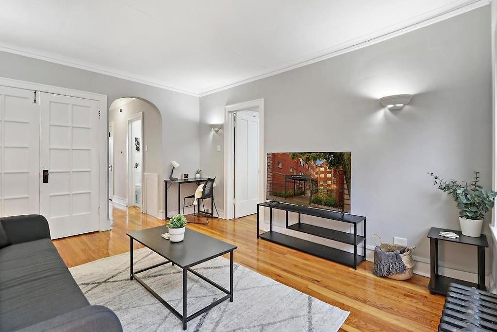 Apartment Charming 1br Unit Close To Vibrant Shops & Dining - Montrose 1b Chicago