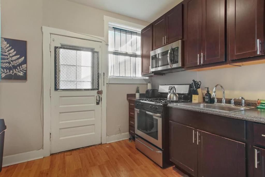 Perfect 3br In With Wifi & Laundry - Touhy 3n Apartment Chicago