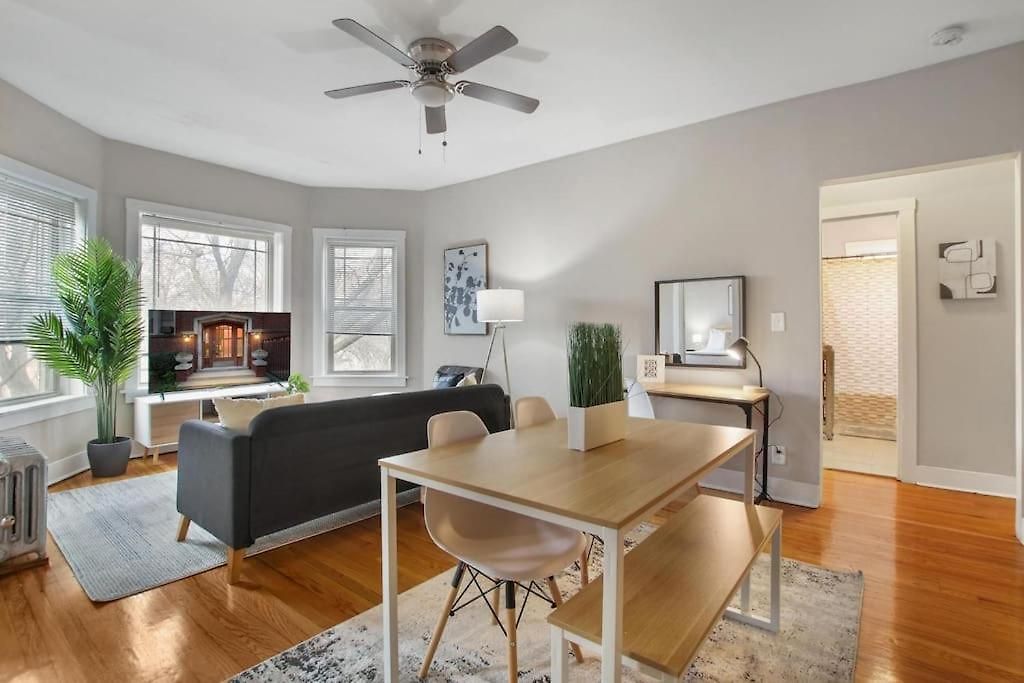Perfect 3br In With Wifi & Laundry - Touhy 3n * Chicago